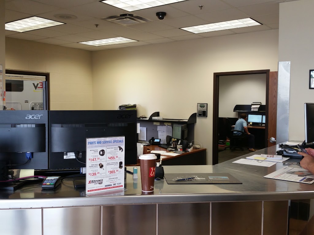 Stoops Freightliner-Quality Trailer | 12247 Declaration Dr, New Haven, IN 46774, USA | Phone: (260) 749-8587