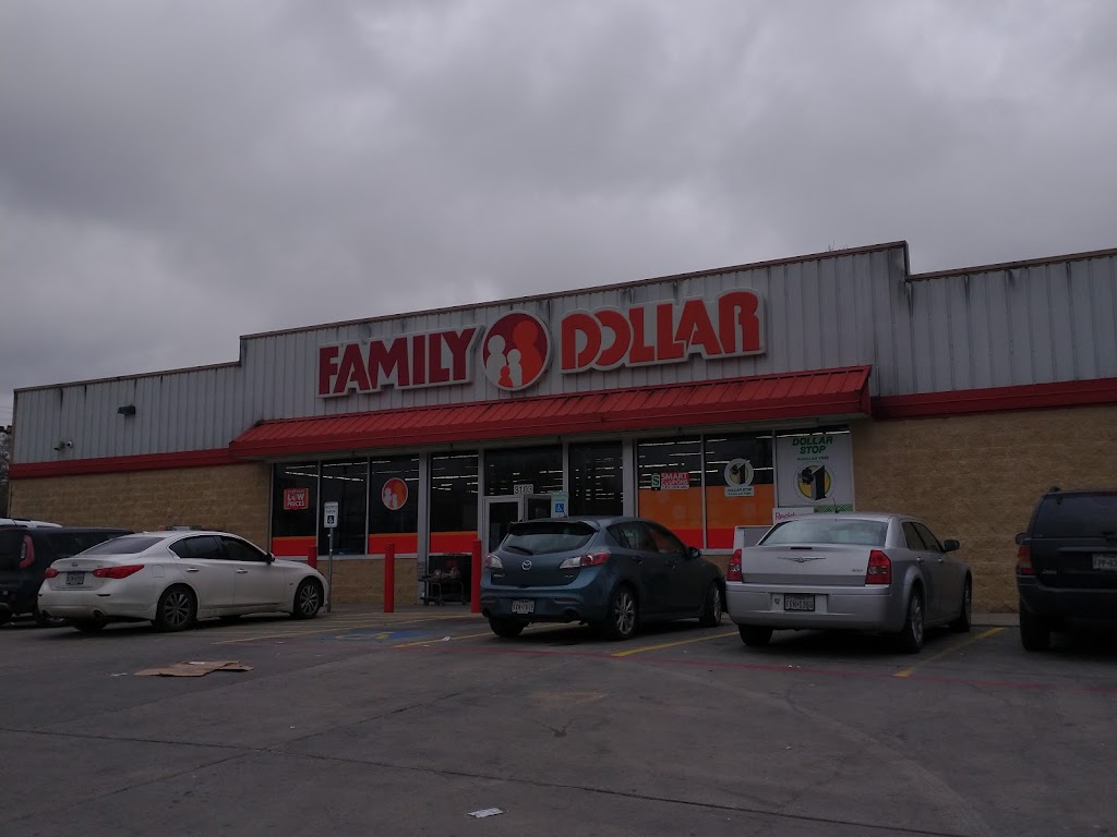 Family Dollar | 3103 Collingsworth St, Houston, TX 77026, USA | Phone: (713) 353-9876