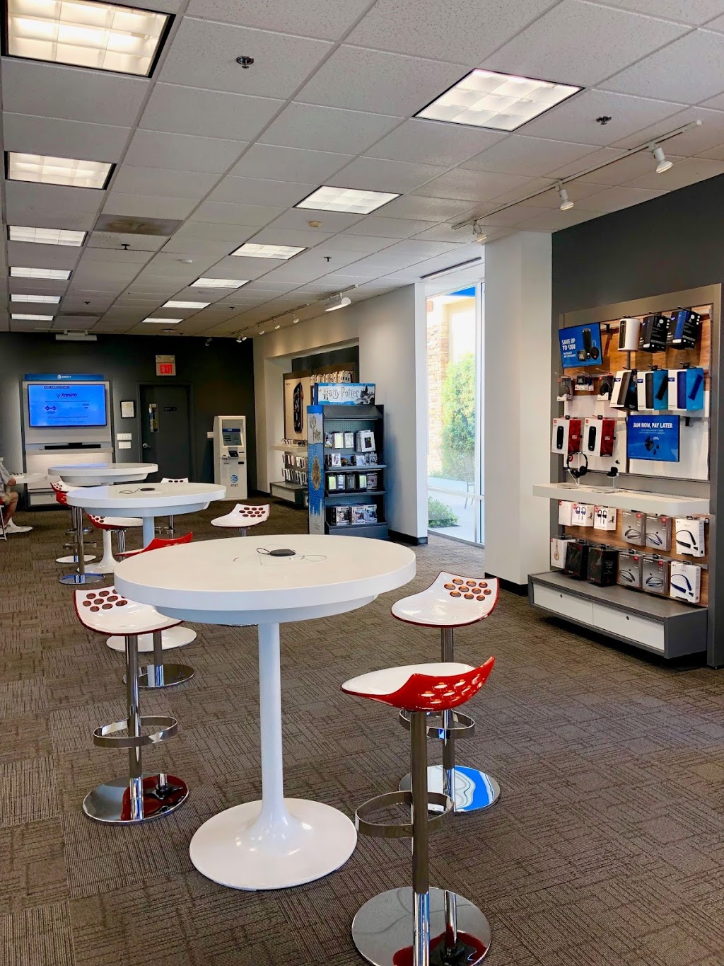 AT&T Store | 12830 Seal Beach Blvd Ste A, Seal Beach, CA 90740, USA | Phone: (562) 598-8022