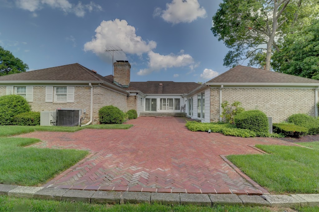 Sonya Grill Real Estate | 110 Norwood Ave, Deal, NJ 07723, USA | Phone: (732) 531-3322