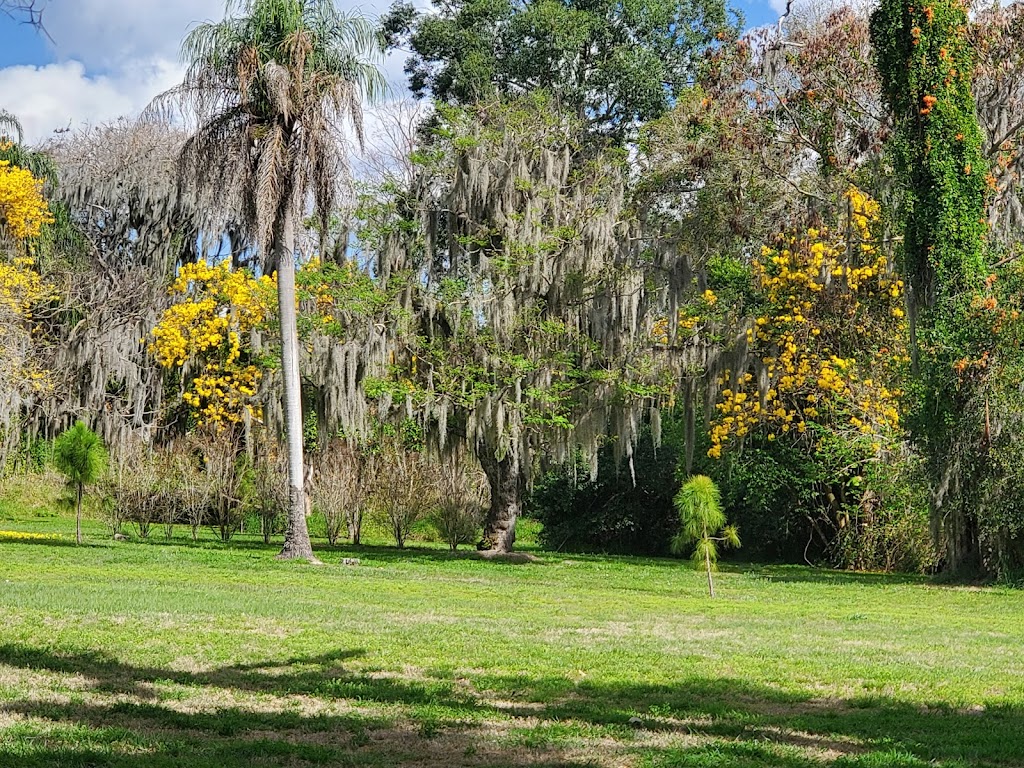 Mackay Gardens and Lakeside Preserve | 945 Mackay Blvd, Lake Alfred, FL 33850, USA | Phone: (863) 291-5272