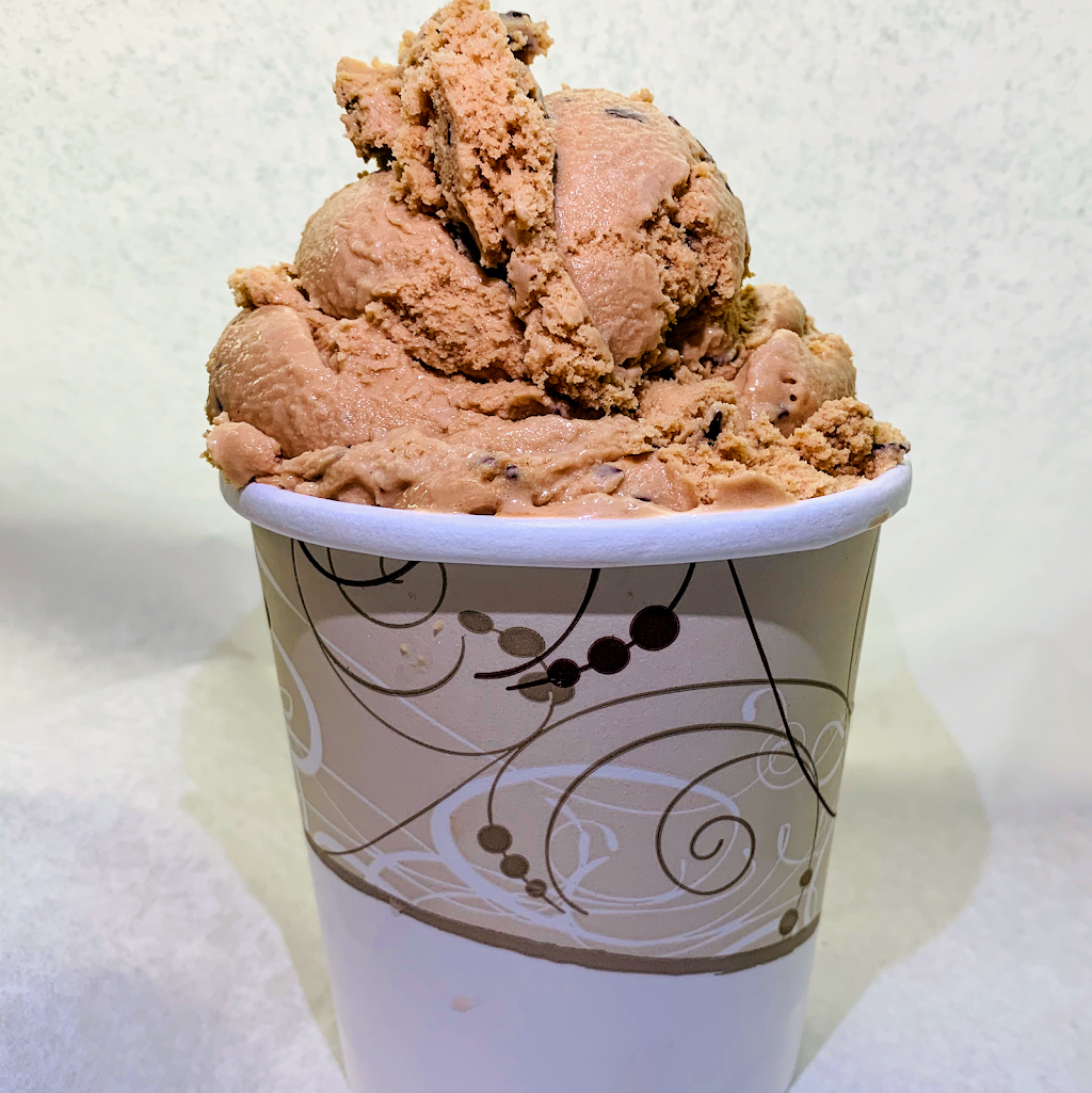 Big Bucks Homemade Ice Cream | Timbuck 11 Shopping Center, 794 F, Sunset Blvd, Corolla, NC 27927, USA | Phone: (252) 453-3188