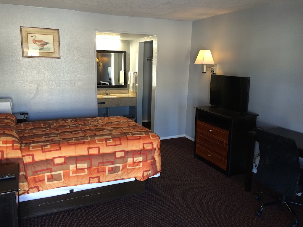 Wilshire Inn Motel | 1720 E E Main St, Cushing, OK 74023, USA | Phone: (918) 225-1900