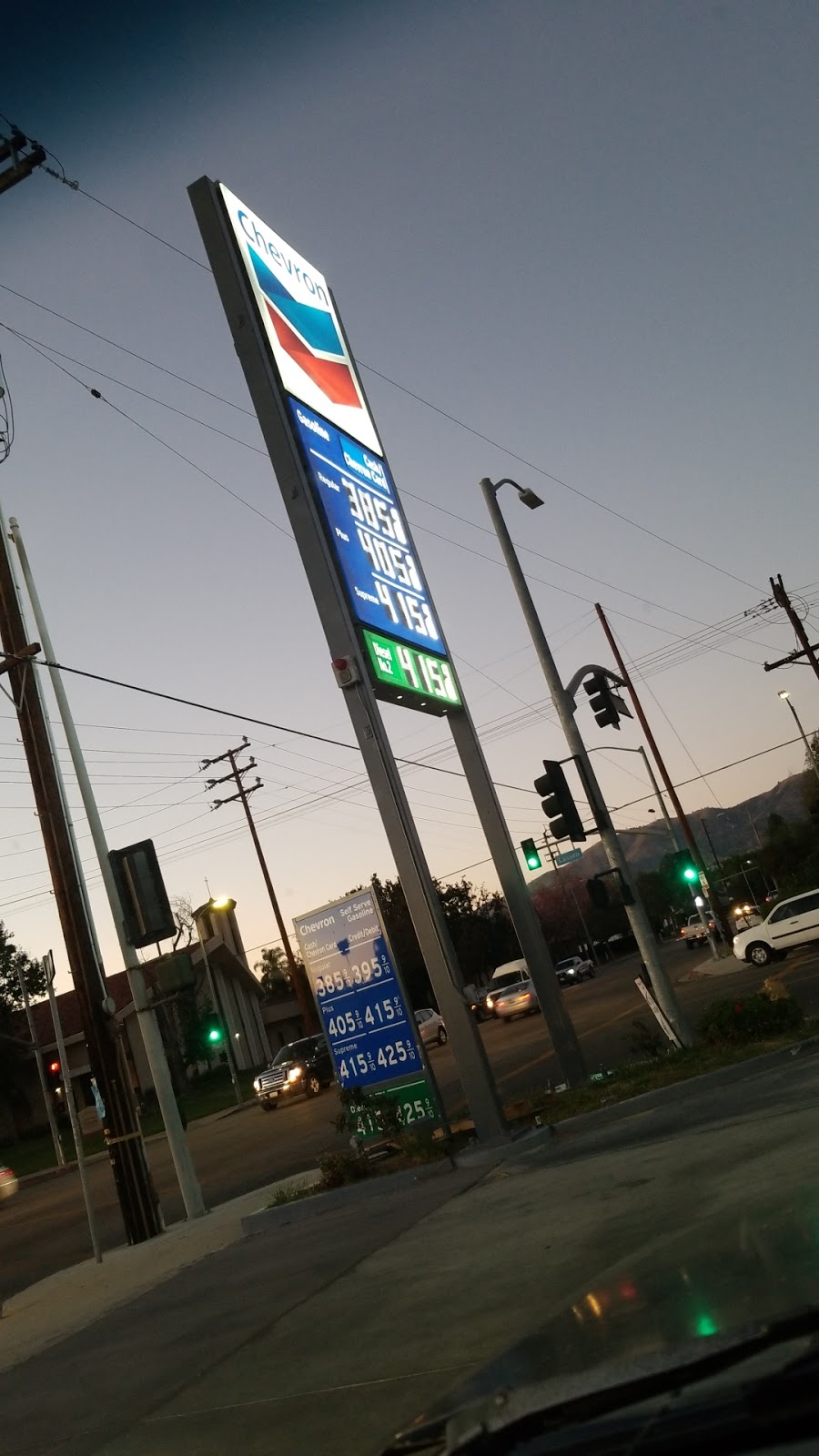 Chevron | 20450 Lassen St, Chatsworth, CA 91311, USA | Phone: (818) 960-2151