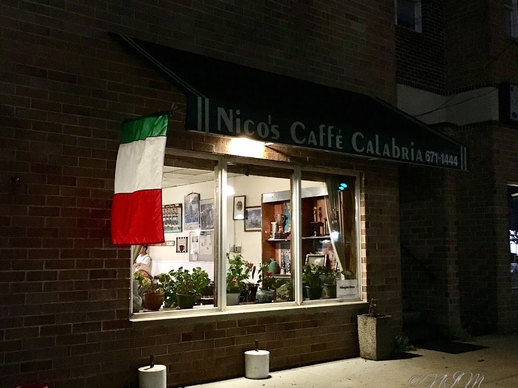 Cafe Nicos | 221 Glen St B, Glen Cove, NY 11542, USA | Phone: (516) 671-1444