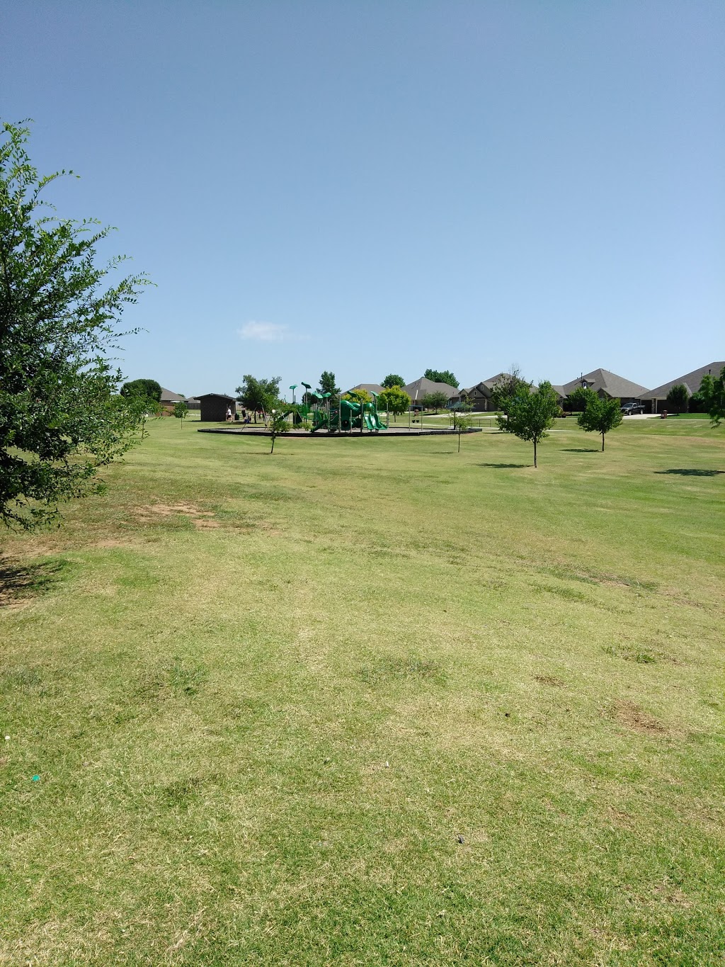 Apple Valley Park - Splash Pad | 4401 Melrose Dr, Moore, OK 73160, USA | Phone: (405) 793-5000