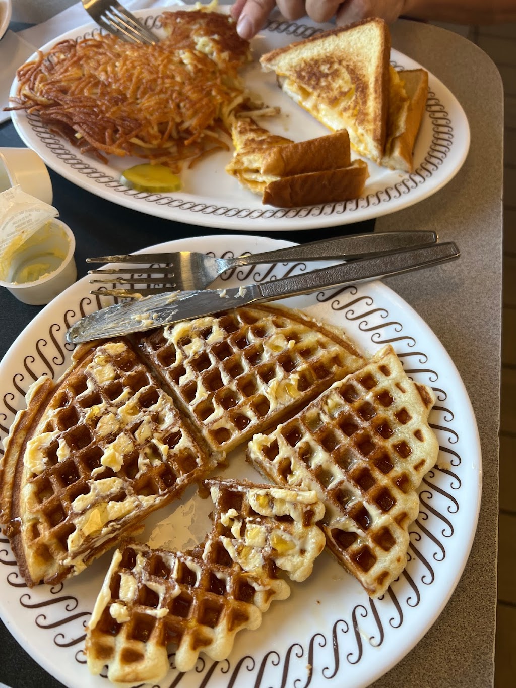 Waffle House | 3363 E University Dr, Phoenix, AZ 85034, USA | Phone: (602) 426-1481