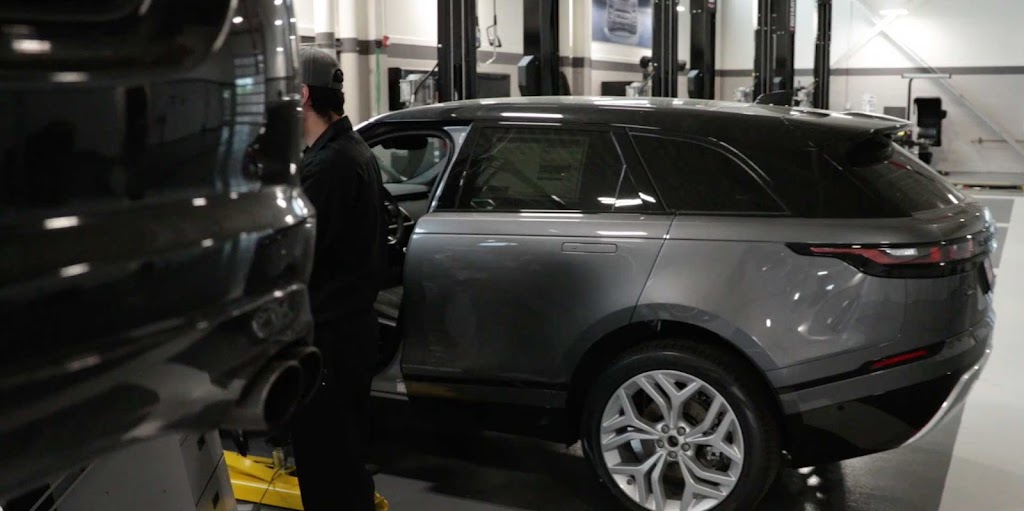 Jaguar Land Rover Service Department | 5781 E Lincoln Hwy, Crown Point, IN 46307 | Phone: (844) 229-2870