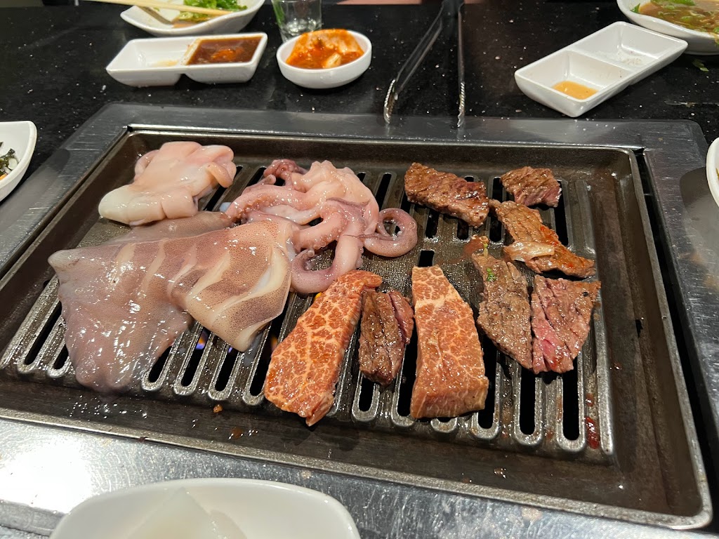 Road to Seoul Korean BBQ (Western) | 1230 S Western Ave, Los Angeles, CA 90006, USA | Phone: (323) 731-9292
