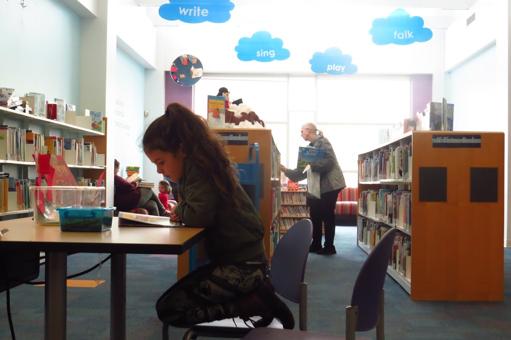 Russell Memorial Library 2808 Taylor Rd, Chesapeake, VA 23321