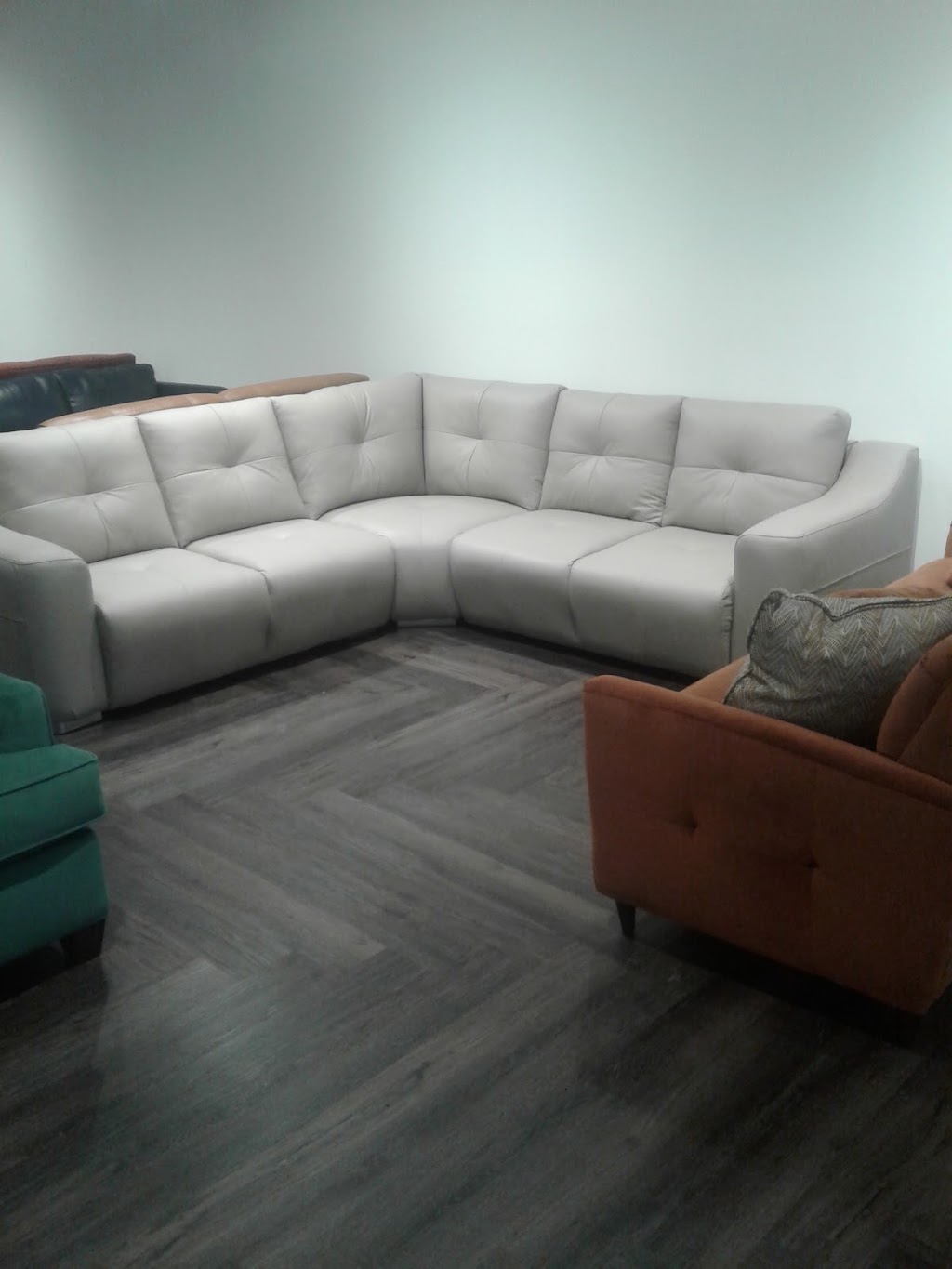 Jasol Floor Covering Inc | 4211 13th Ave, Brooklyn, NY 11219, USA | Phone: (718) 851-7666