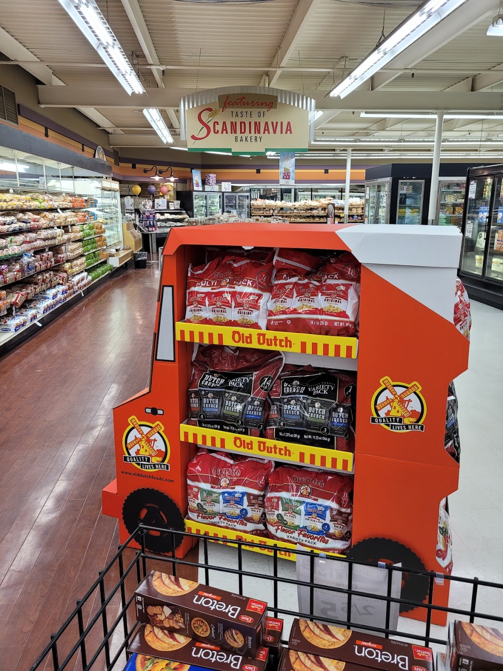 Northway Shopping Center | Lake Dr &, Griggs Ave, Circle Pines, MN 55014, USA | Phone: (651) 646-7901