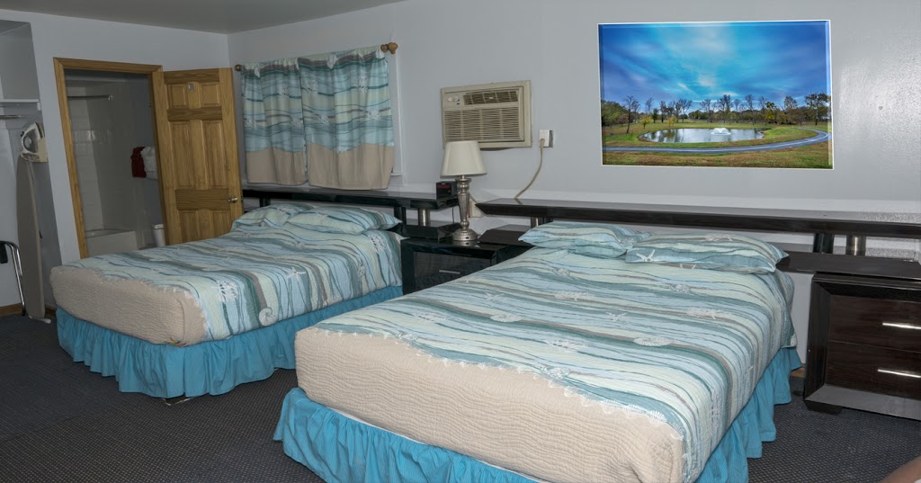 Belleville Inn & Suites | 931 S Belt W, Belleville, IL 62220, USA | Phone: (618) 233-4551