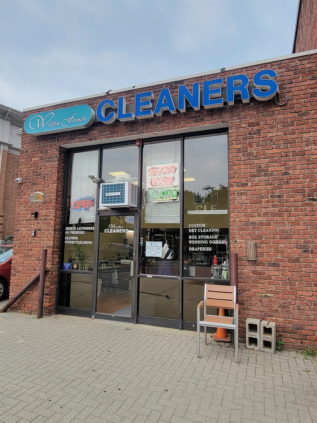Willow French Cleaners | 74 Elm St, Morristown, NJ 07960, USA | Phone: (973) 538-6160