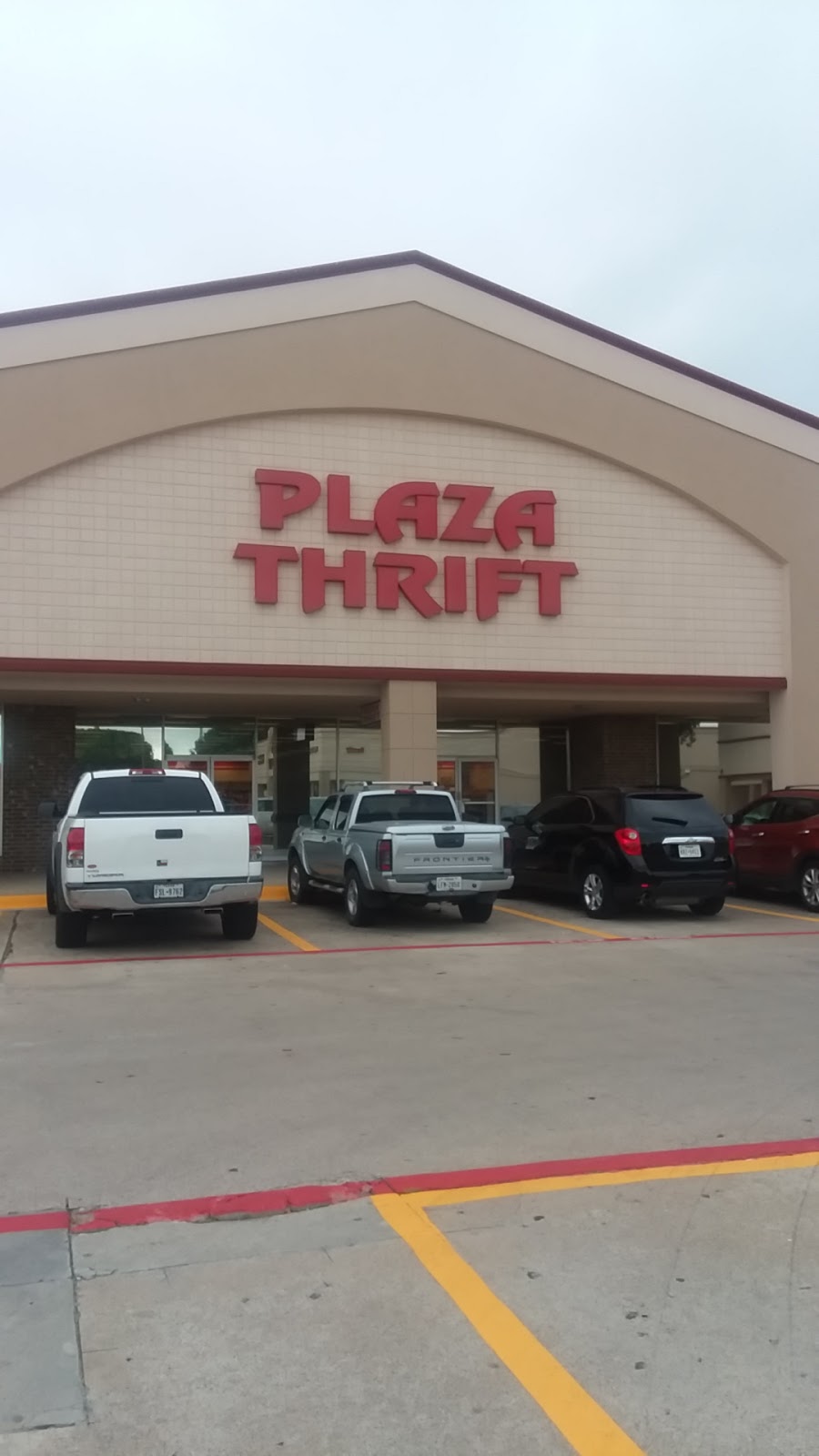 Plaza Thrift Store | 135 S Central Expy, McKinney, TX 75070, USA | Phone: (972) 529-0906