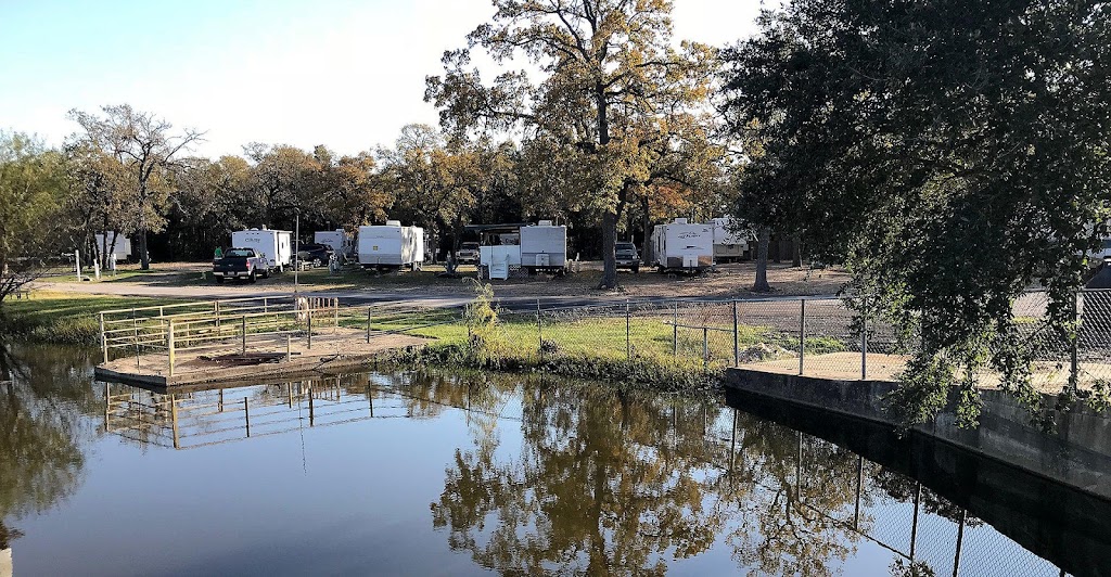 Cedar Valley RV Park | 1375 State Hwy 71 W, Bastrop, TX 78602, USA | Phone: (512) 964-1343