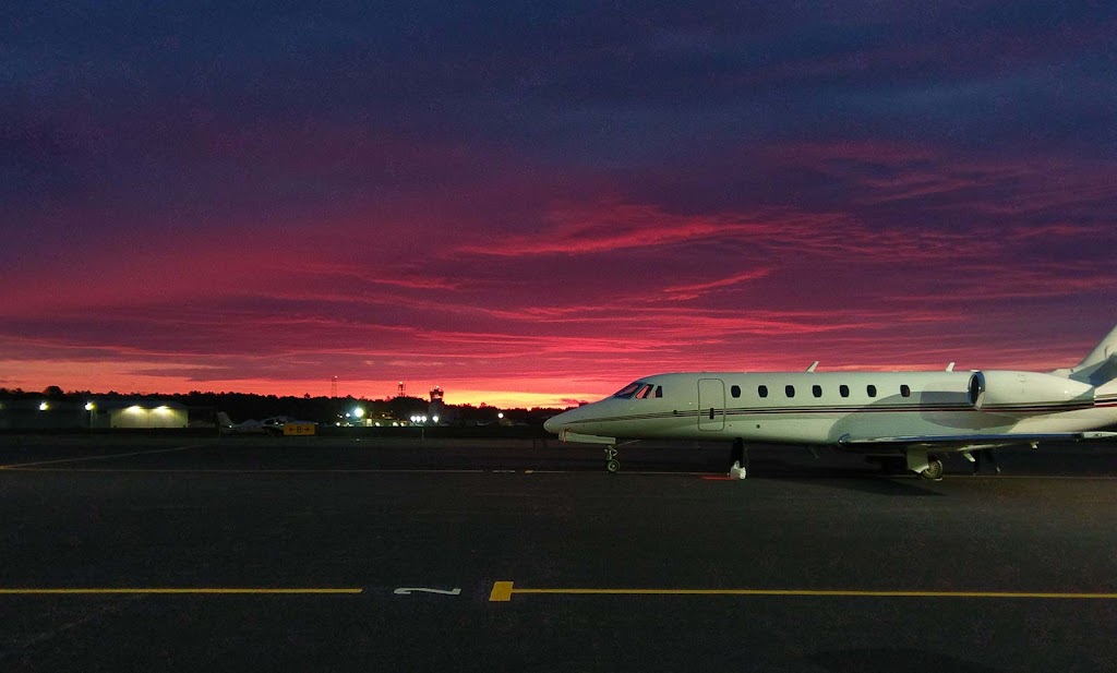 FlightLevel Aviation Beverly | 191 Old Burley St, Danvers, MA 01923, USA | Phone: (978) 774-2070