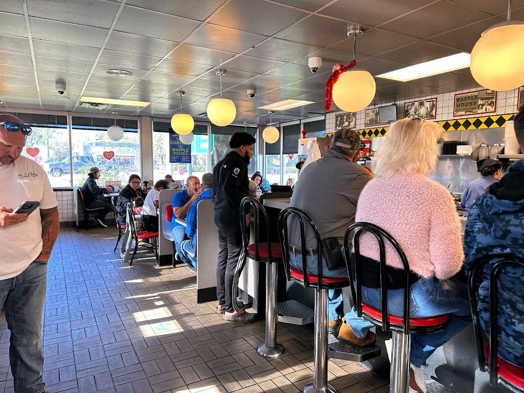 Waffle House | 1201 Townsgate Ct, Plant City, FL 33563, USA | Phone: (813) 707-0190