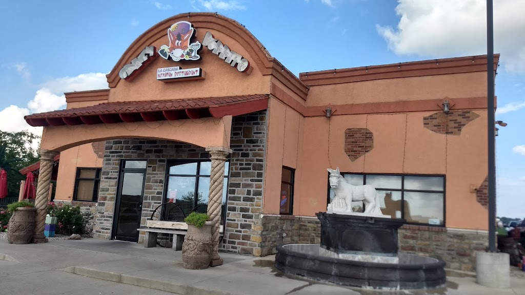 Crazy Burrito la cascada Mexican restaurant | 1002 Colemans Crossing Blvd, Marysville, OH 43040, USA | Phone: (937) 578-0271