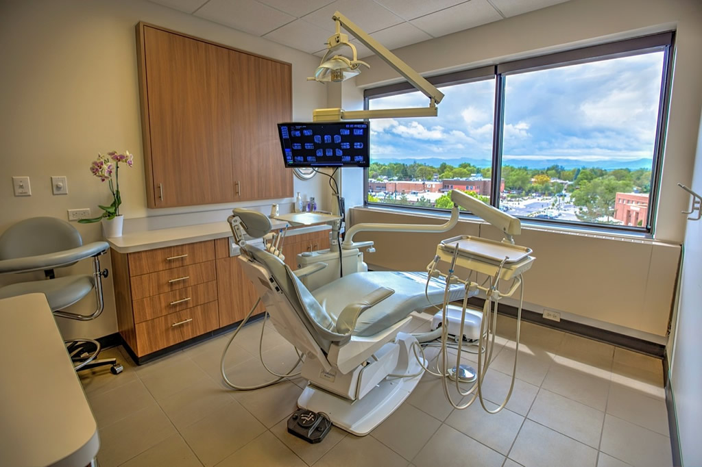 Flanigan Dentistry | 2696 S Colorado Blvd #400, Denver, CO 80222, USA | Phone: (303) 758-3935