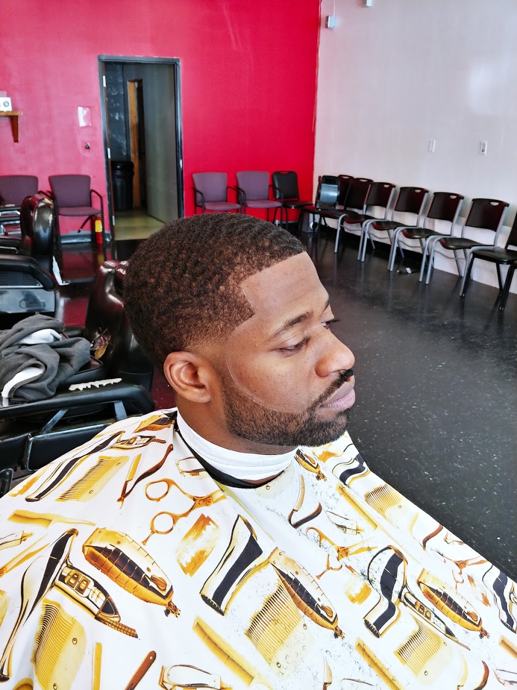 Fresh Cutz Barbershop | 3719 Wake Forest Hwy, Durham, NC 27703, USA | Phone: (984) 219-2978