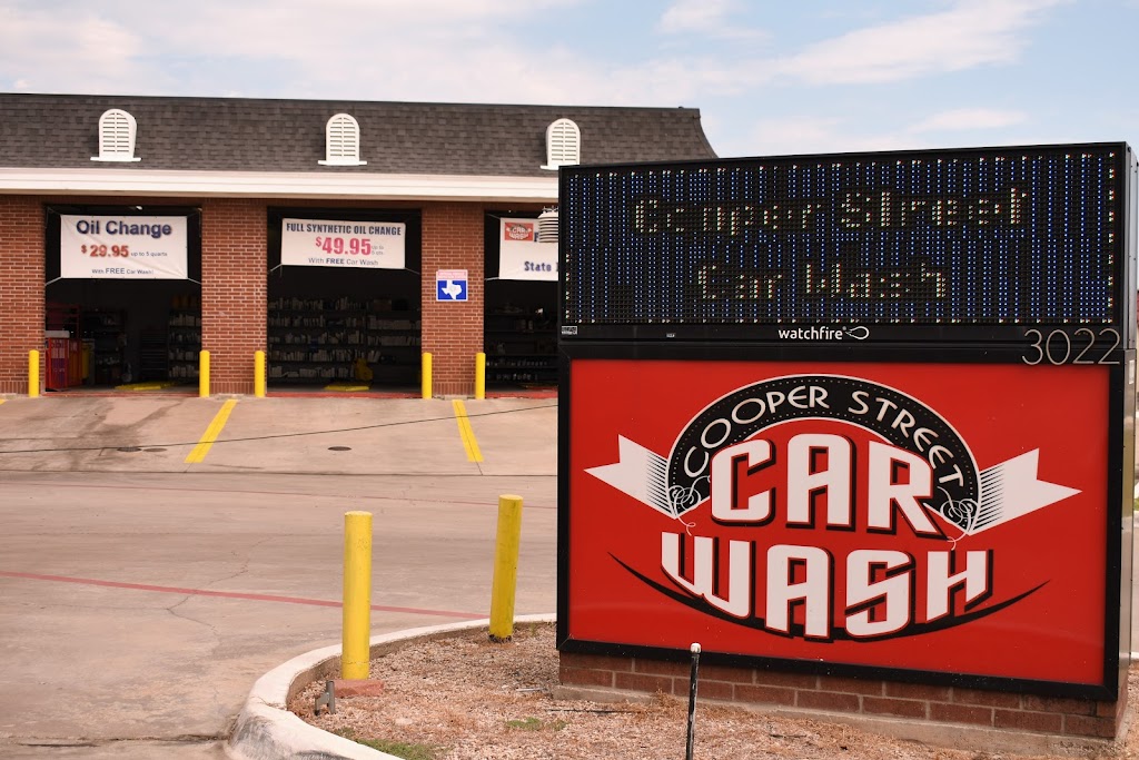 AutoSplash Carwash & Lube Center | 3022 S Cooper St, Arlington, TX 76015, USA | Phone: (817) 375-5959