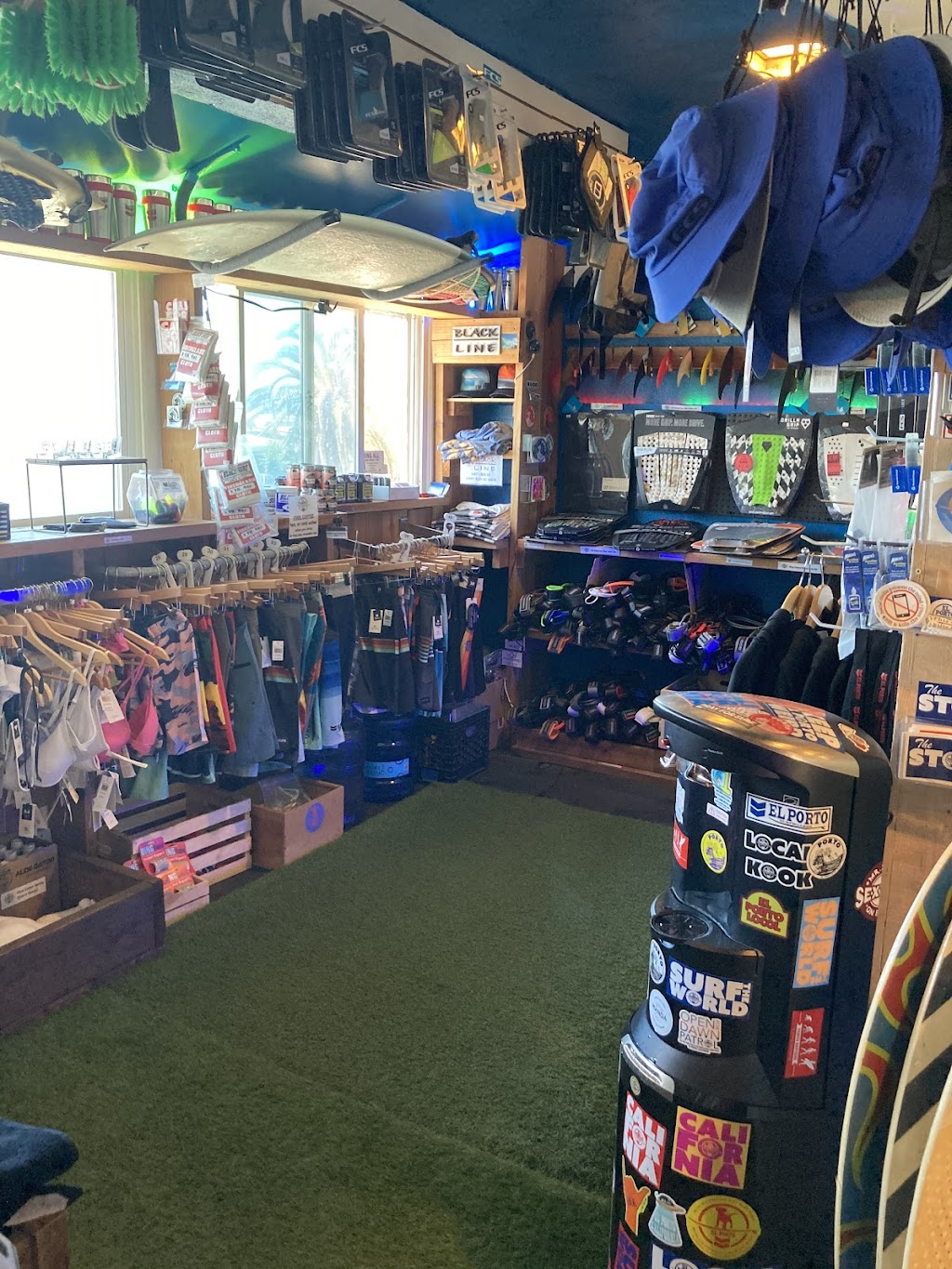 El Porto Surf Shop & Surf Club | 3804 Highland Ave, Manhattan Beach, CA 90266, USA | Phone: (310) 753-1509