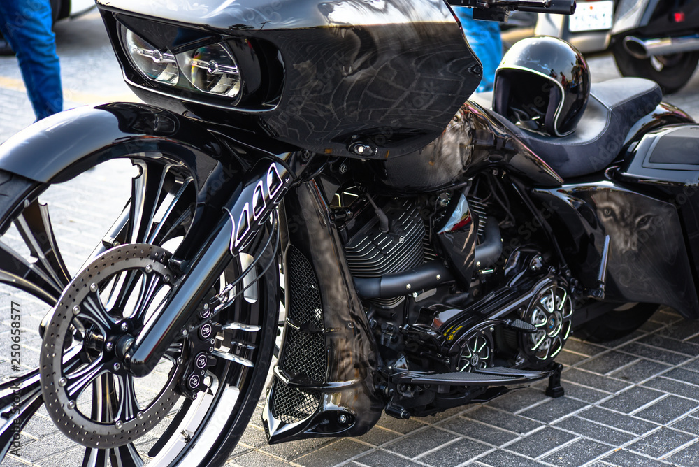 Macks Customs | 1072 Wies Industrial Dr, Lake St Louis, MO 63367, USA | Phone: (314) 258-2100