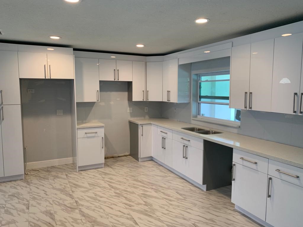 ABOUT KITCHEN AND BATH | 4972 N University Dr, Lauderhill, FL 33351, USA | Phone: (954) 909-1016