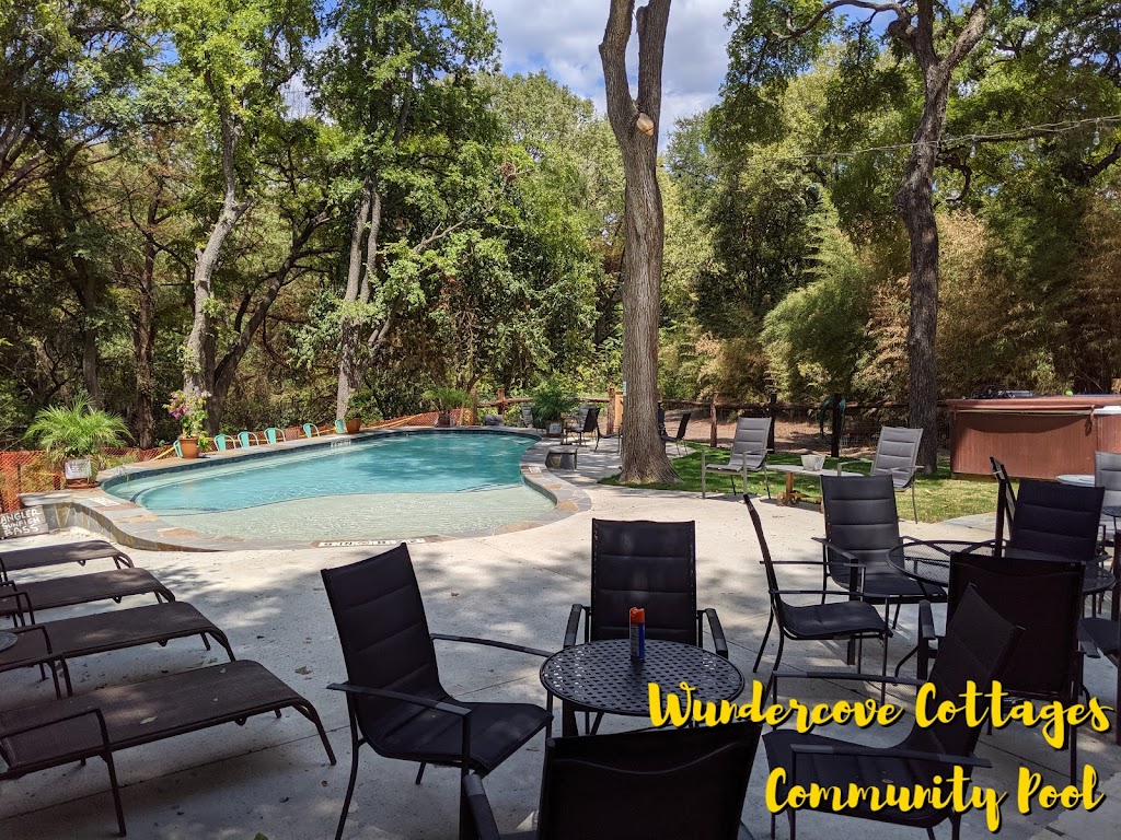 Guadalupe River Houses | 777 Cloud Ln, New Braunfels, TX 78130, USA | Phone: (830) 832-3530