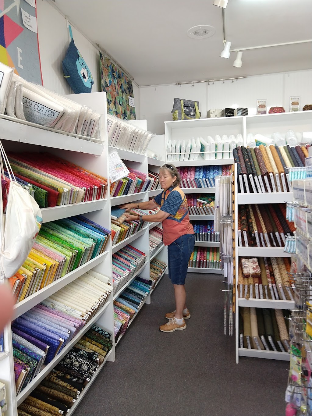 Fabric Shack Quilt Shop - ONLINE ONLY | 99 S Marvin Ln, Waynesville, OH 45068, USA | Phone: (513) 897-0092