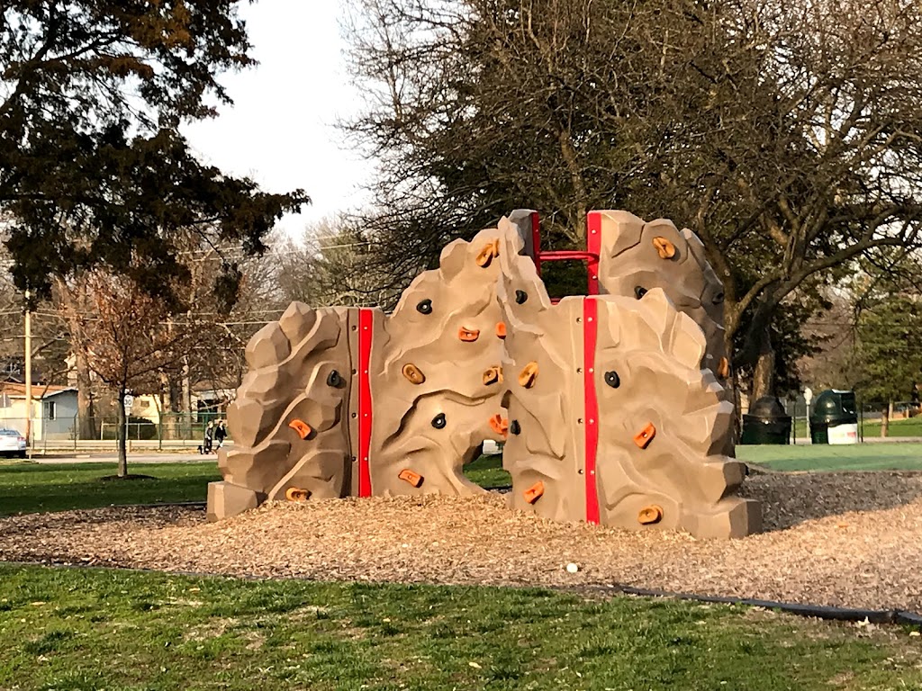 Stacy Park Playground | 9750 Old Bonhomme Rd, Olivette, MO 63132, USA | Phone: (314) 993-0444