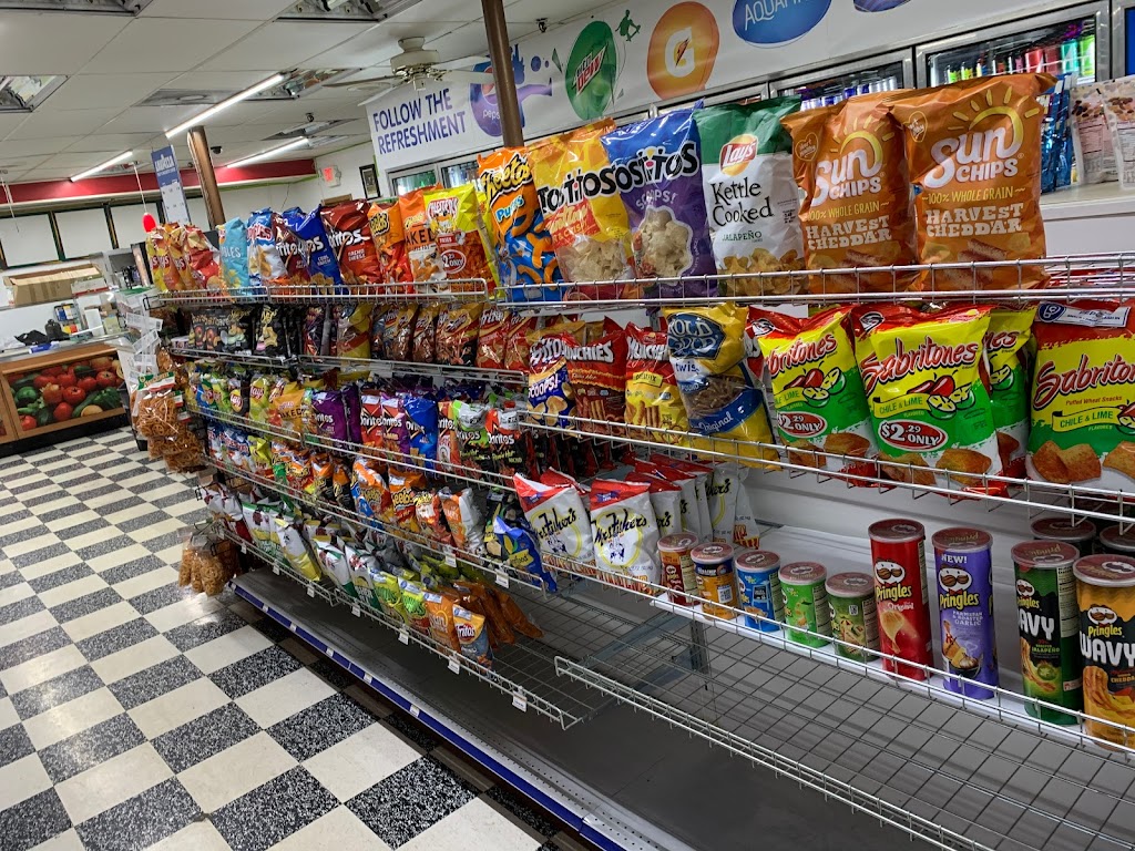 Hinsdale Foodmart | 5827 S Madison St, Hinsdale, IL 60521, USA | Phone: (630) 325-4768