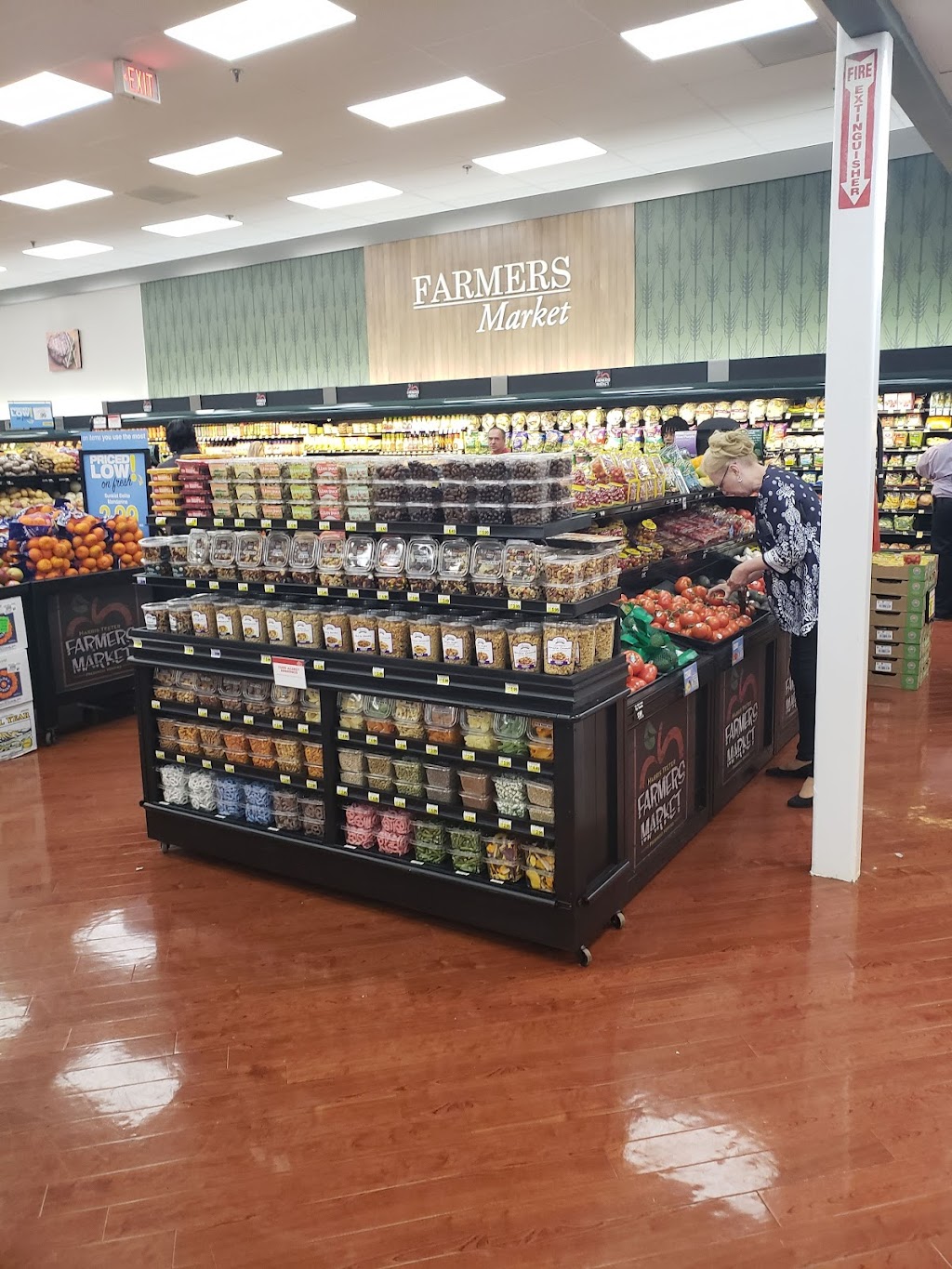 Harris Teeter | 179 W Ocean View Ave, Norfolk, VA 23503, USA | Phone: (757) 587-0200