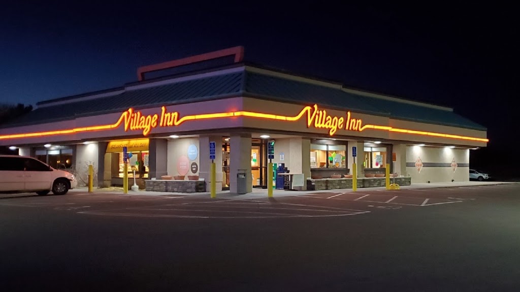 Village Inn | 4848 E Viking Blvd, Wyoming, MN 55092, USA | Phone: (651) 462-2669