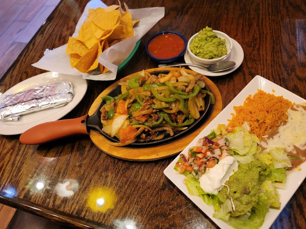 Don Juan Mexican Restaurant | 6565 Cooley Lake Rd, Waterford Twp, MI 48327 | Phone: (248) 301-5770