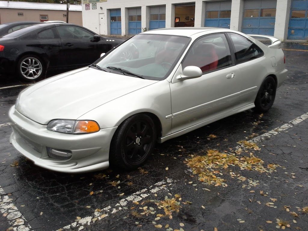 Maaco Auto Body Shop & Painting | 1741 Chrisler Ave, Schenectady, NY 12303, USA | Phone: (518) 723-0943