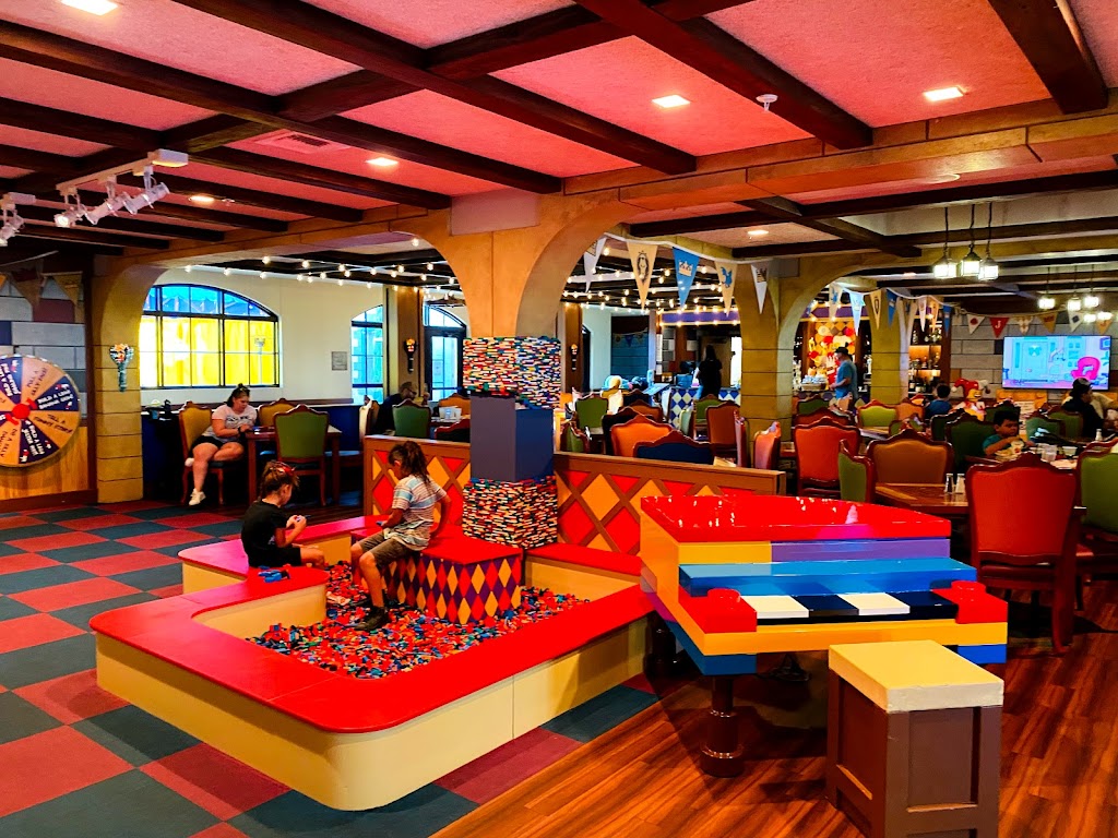 LEGOLAND Castle Hotel | 1 Legoland Dr, Carlsbad, CA 92008, USA | Phone: (760) 444-5601