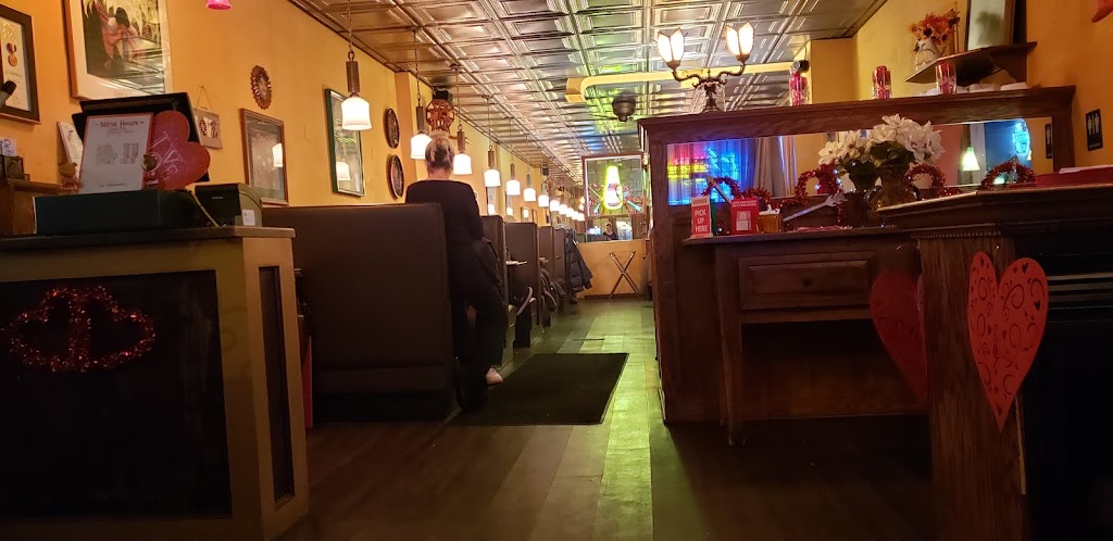 La Cucaracha Mexican Restaurante | 36 S Dale St South, St Paul, MN 55102, USA | Phone: (651) 221-9682