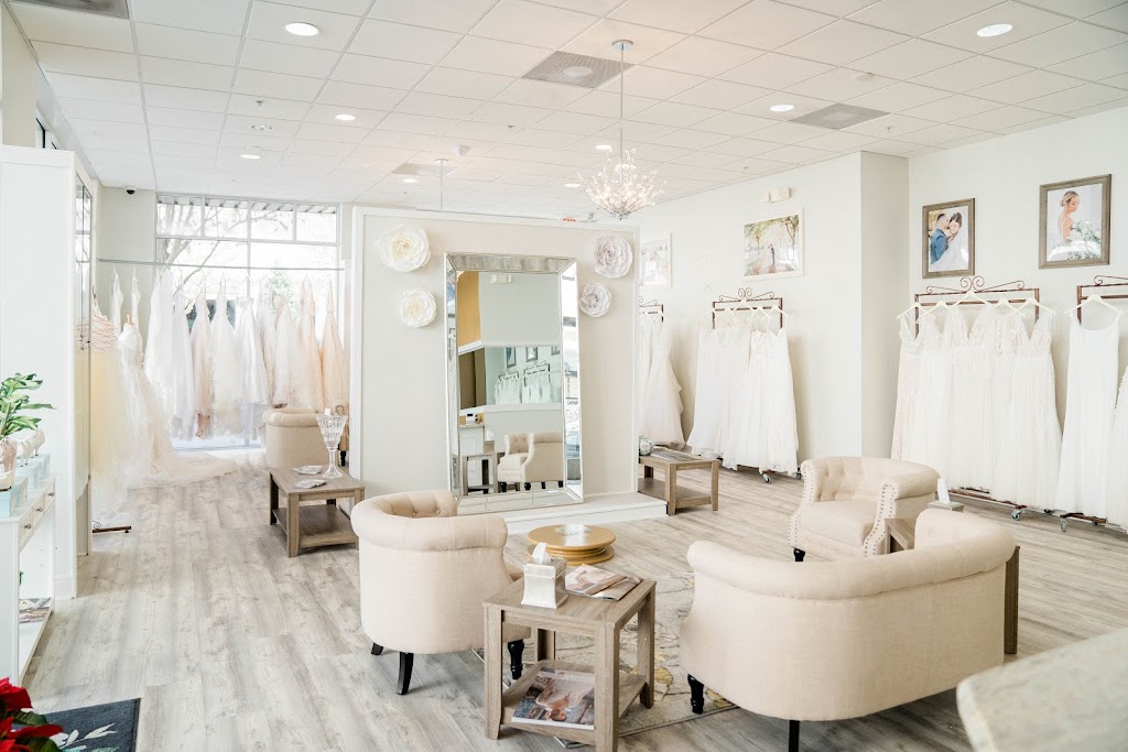 White Blossom Bridal | 4844 New Broad St, Orlando, FL 32814, USA | Phone: (407) 704-7366