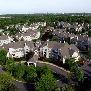 Devonshire Apartments | 10310 Devonshire Rd, Minneapolis, MN 55431, USA | Phone: (952) 884-1110