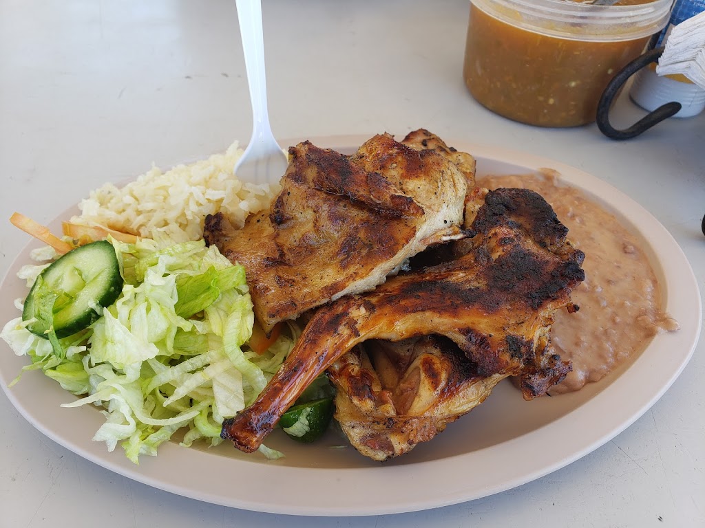 Las Güeritas: Quail & rabbit | 22750 Guadalupe, Baja California, Mexico | Phone: 646 210 8031