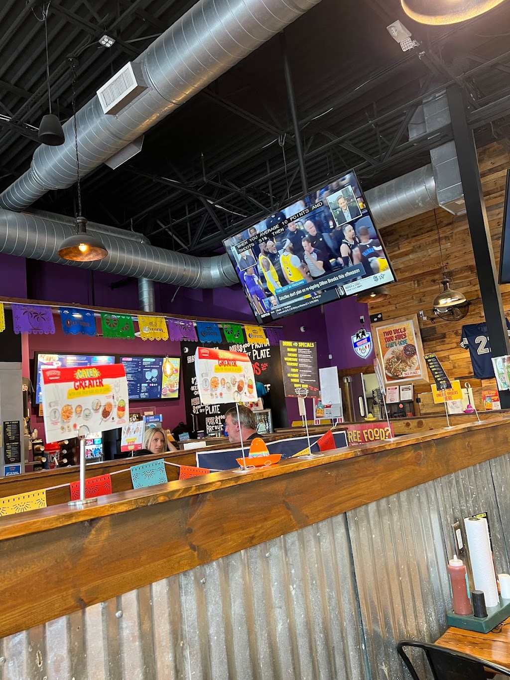 Fuzzys Taco Shop | 4740 W Mockingbird Ln, Dallas, TX 75209, USA | Phone: (214) 352-8226