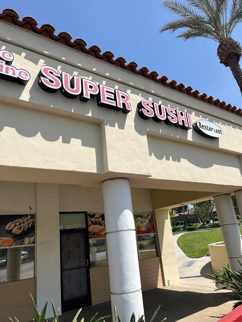 Super Sushi | 1502 Barton Rd, Redlands, CA 92373, USA | Phone: (909) 798-9139