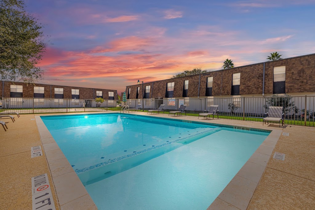 Kingsman Apartments | 2420 S 6th St # 103, Kingsville, TX 78363, USA | Phone: (361) 595-1191