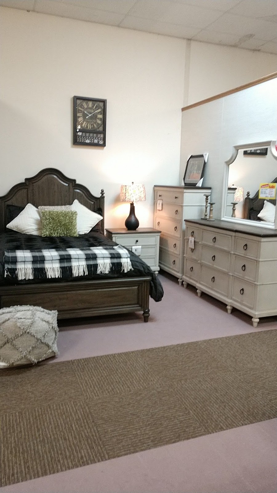 Hopkins Furniture & Appliance | 1509 NW 28th St, Fort Worth, TX 76164, USA | Phone: (817) 624-8444