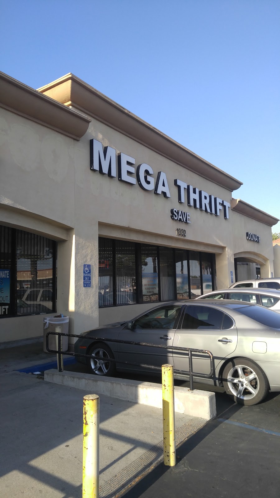 Mega Thrift Store | 1332 W Foothill Blvd, Rialto, CA 92376, USA | Phone: (909) 879-1000