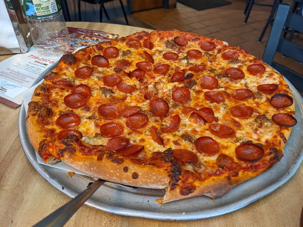 Sammys Pizzeria | 1400 Hyde Park Blvd, Niagara Falls, NY 14305, USA | Phone: (716) 297-8442