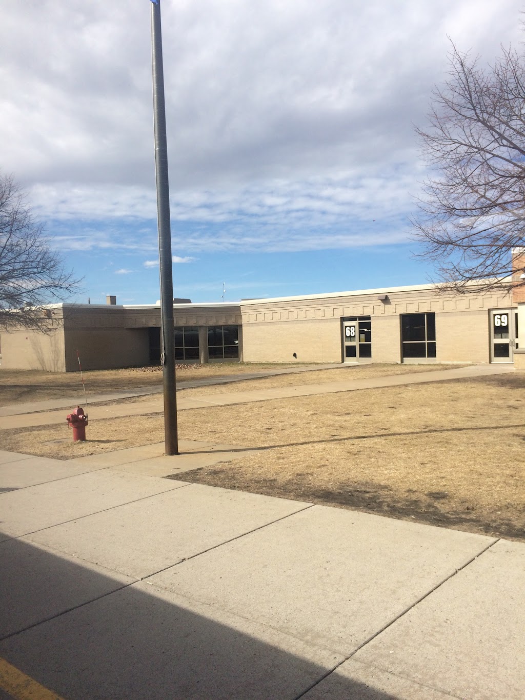 Jackson Middle School | 6000 109th Ave N, Champlin, MN 55316, USA | Phone: (763) 506-5200