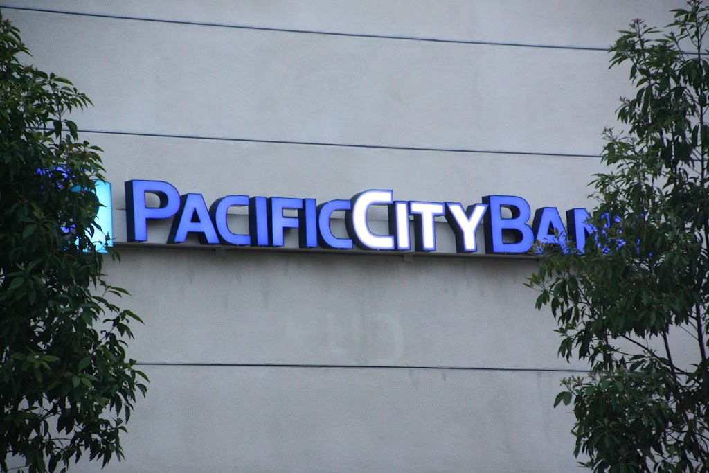 PCB Bank, Western Branch | 450 S Western Ave #213, Los Angeles, CA 90020, USA | Phone: (213) 915-5266